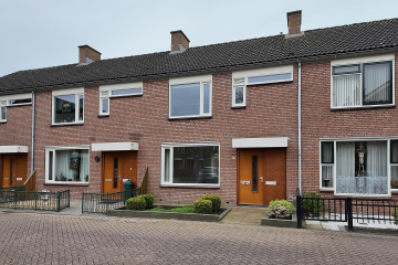Koningin Julianastraat 19 in Dinteloord