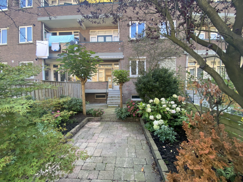Foto 15 van Dorpsweg 163-A in Rotterdam