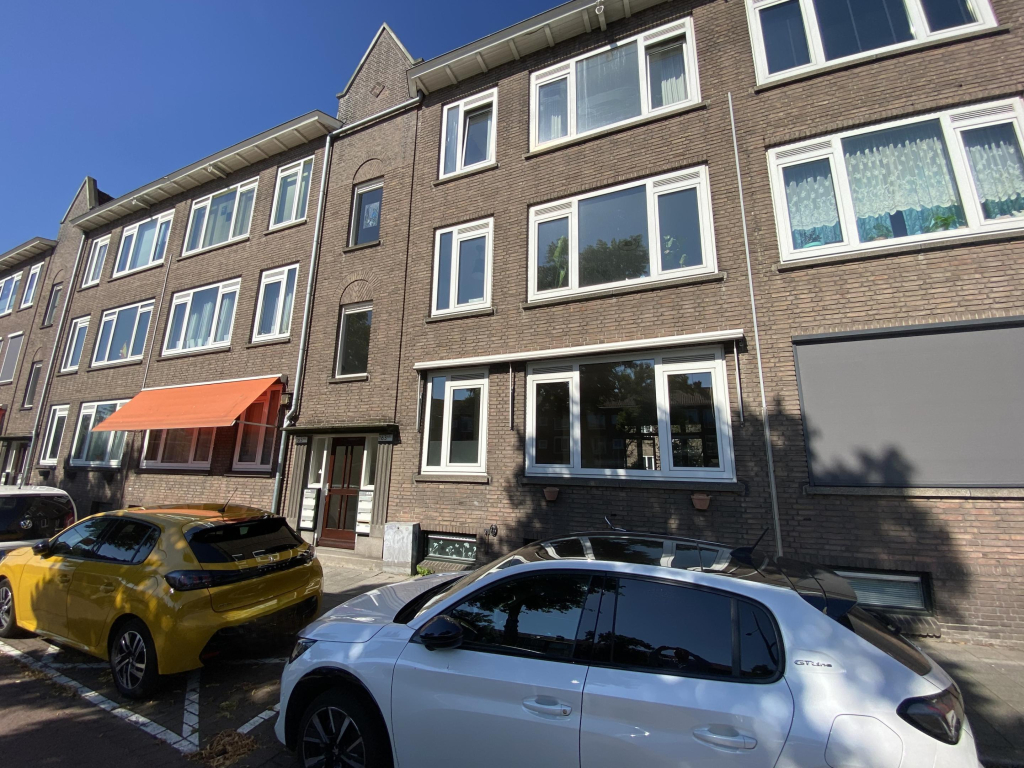 Foto 1 van Dorpsweg 163-A in Rotterdam