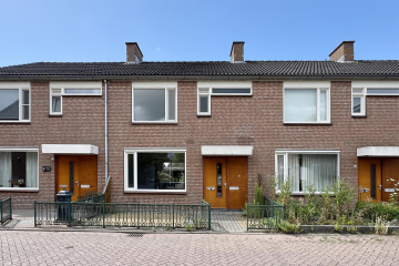 Koningin Julianastraat 17 in Dinteloord