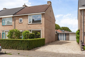 Alex Willemsstraat 24 in Winssen