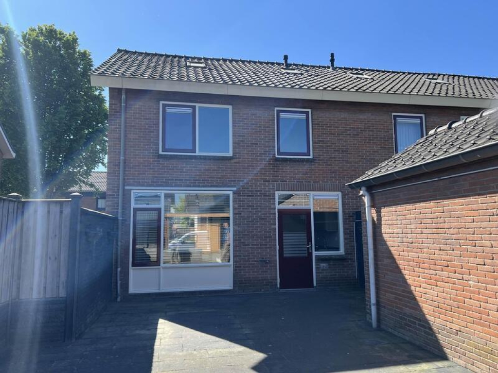 Foto 1 van Wielstraat 30 in Beneden-Leeuwen