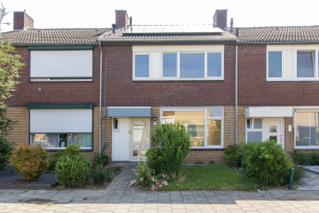 Cederstraat 12 in Echt