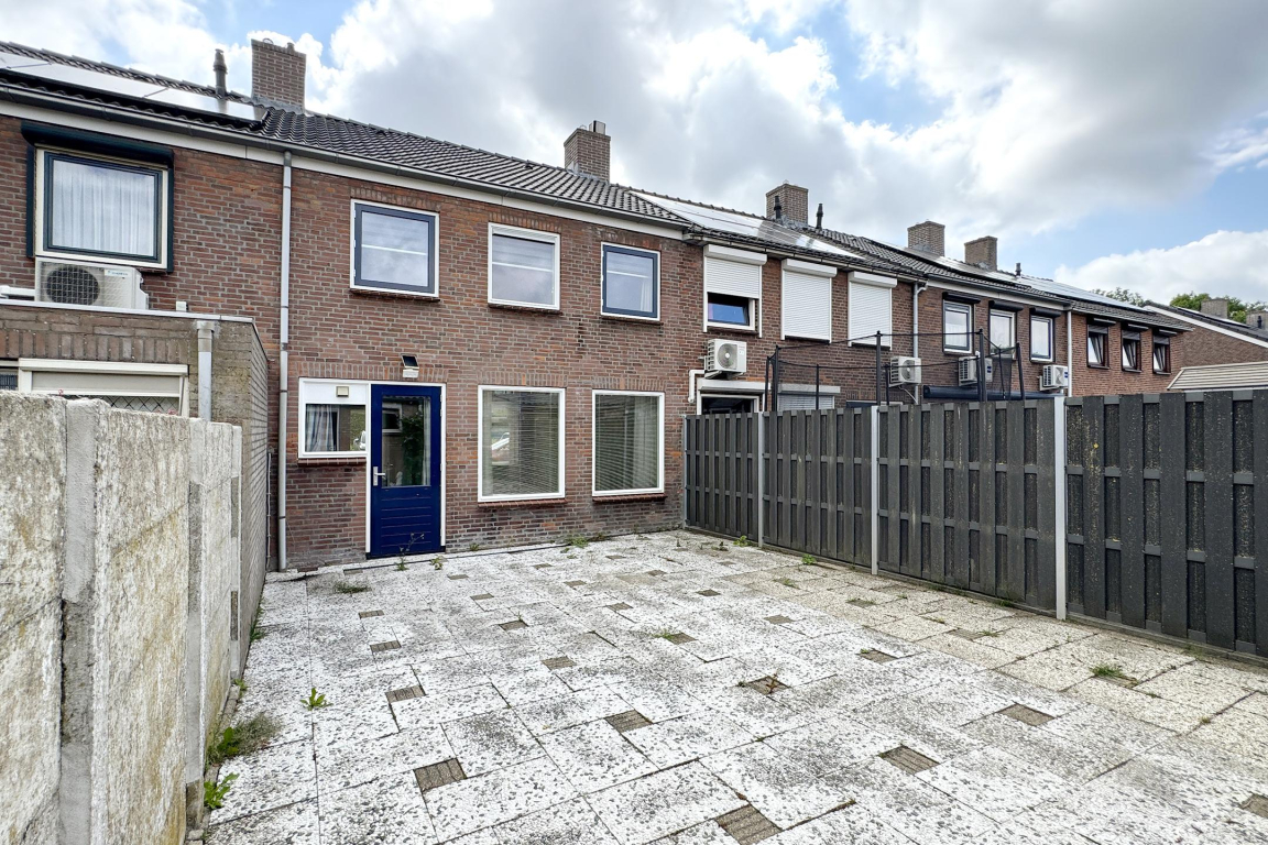 Foto 33 van Beatrijsweg 23 in Klundert