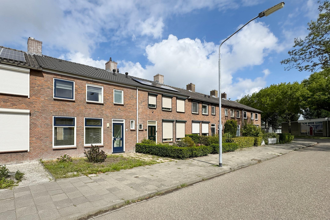 Foto 42 van Beatrijsweg 23 in Klundert