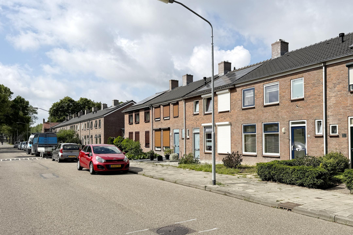 Foto 43 van Beatrijsweg 23 in Klundert