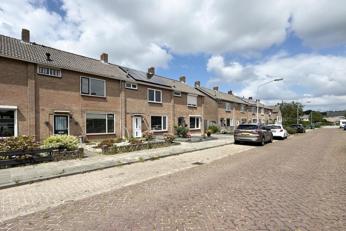 Foto 45 van Jan van Glymesstraat 21 in Fijnaart