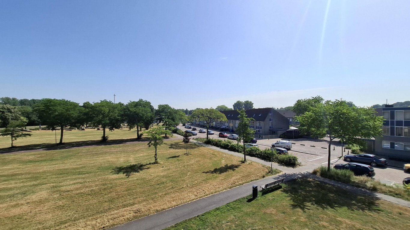 Foto 11 van Digna Johannaweg 157 in Hoogvliet Rotterdam