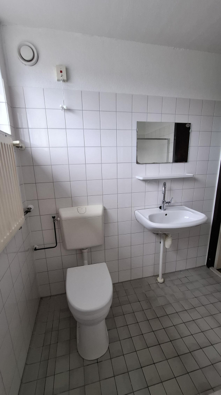 Foto 5 van Vivaldiplein 2 in Spijkenisse