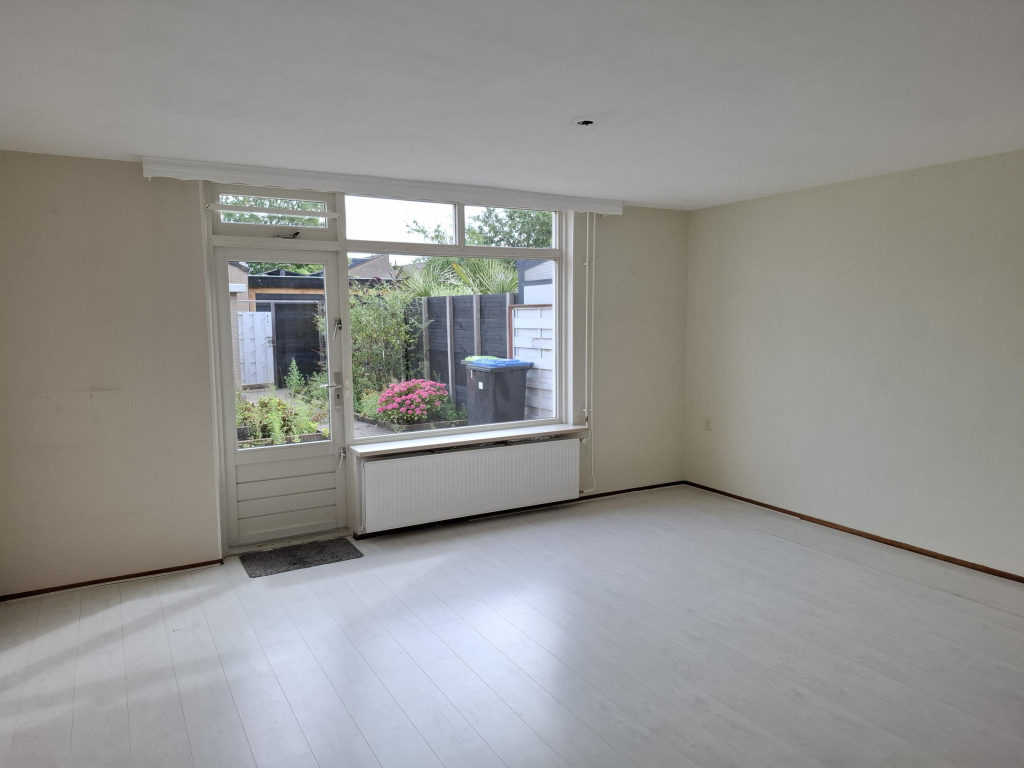 Foto 2 van Ebrostraat 74 in Spijkenisse