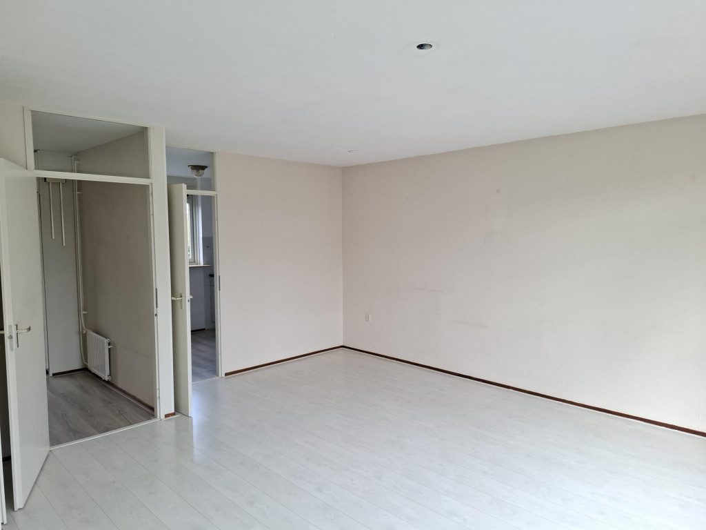 Foto 3 van Ebrostraat 74 in Spijkenisse