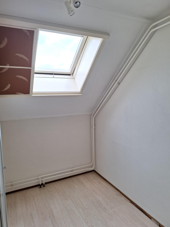 Foto 9 van Ebrostraat 74 in Spijkenisse
