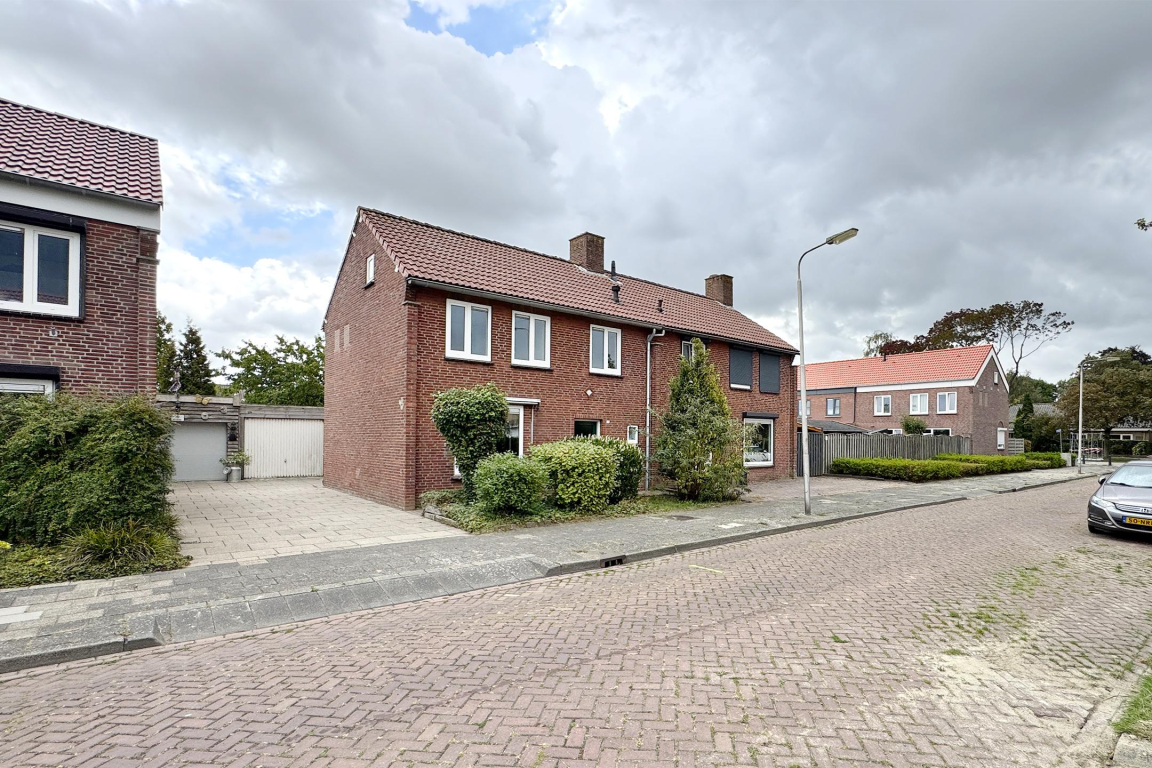 Foto 63 van Philips Willemstraat 37 in Dinteloord