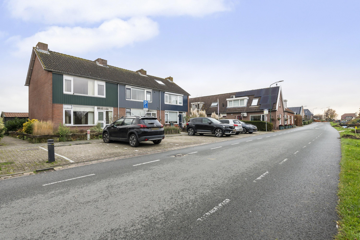 Foto 2 van Laan van Niftarlake 111 in Tienhoven