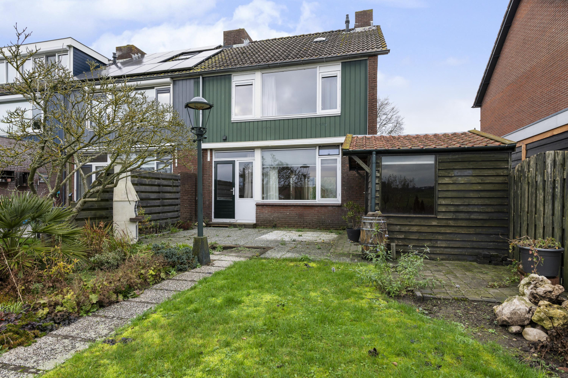 Foto 26 van Laan van Niftarlake 111 in Tienhoven