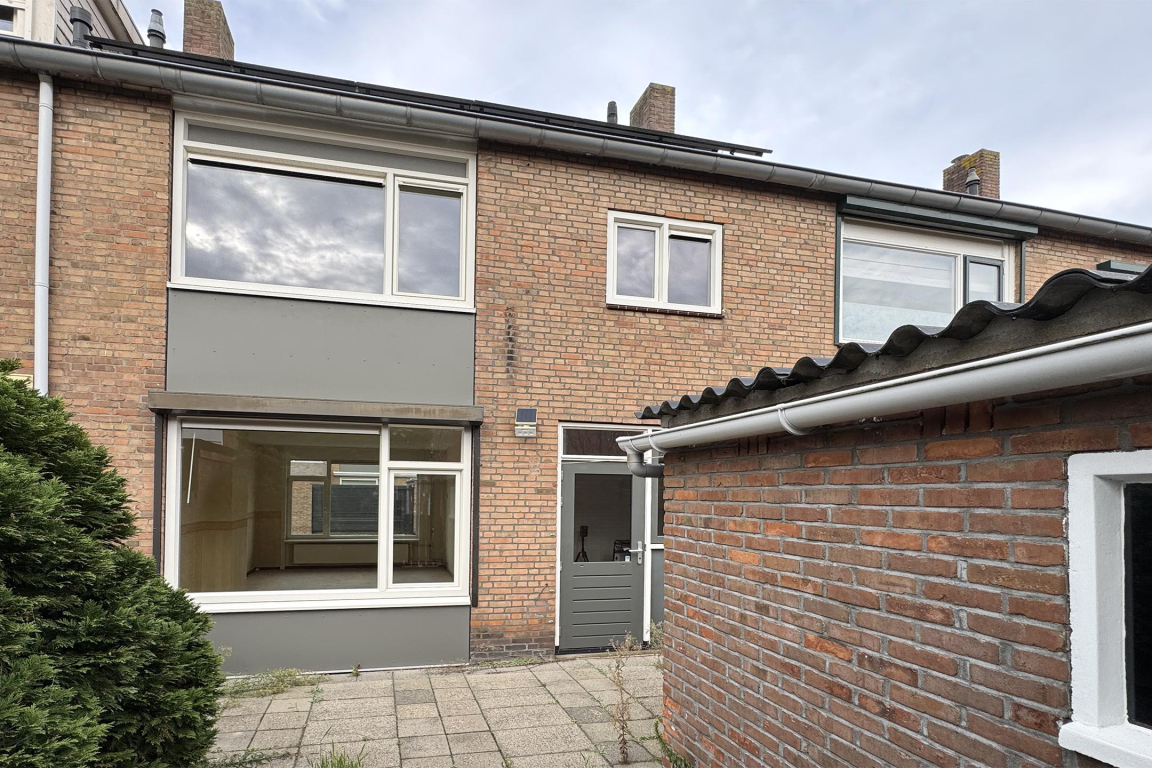 Foto 41 van Pieter de Hooghstraat 17 in Fijnaart