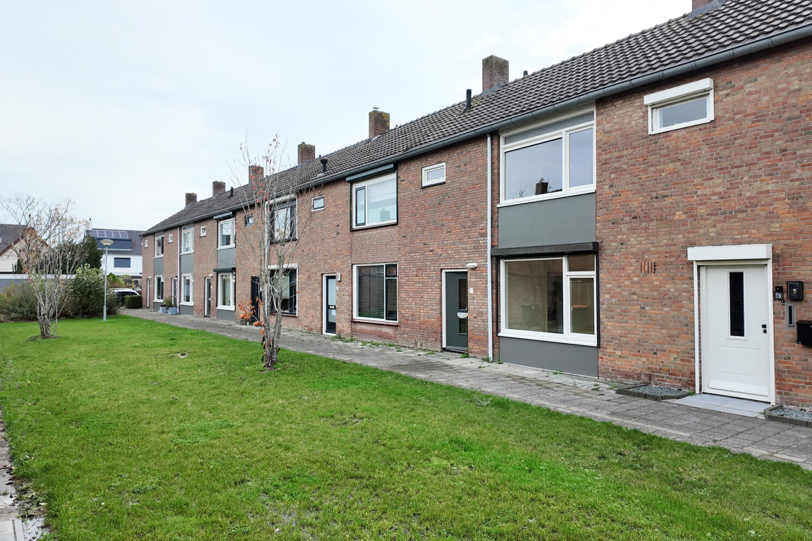 Foto 45 van Pieter de Hooghstraat 17 in Fijnaart