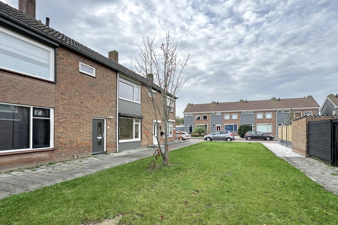 Foto 47 van Pieter de Hooghstraat 17 in Fijnaart