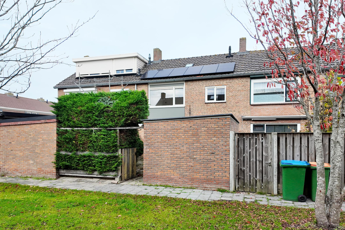 Foto 49 van Pieter de Hooghstraat 17 in Fijnaart