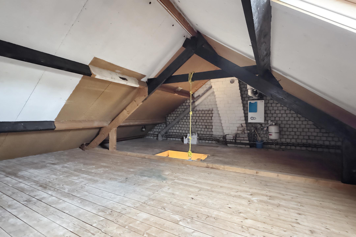 Foto 41 van Kortenaerstraat 18 in Dinteloord