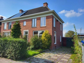 M.H. Trompstraat 11 in Delfzijl