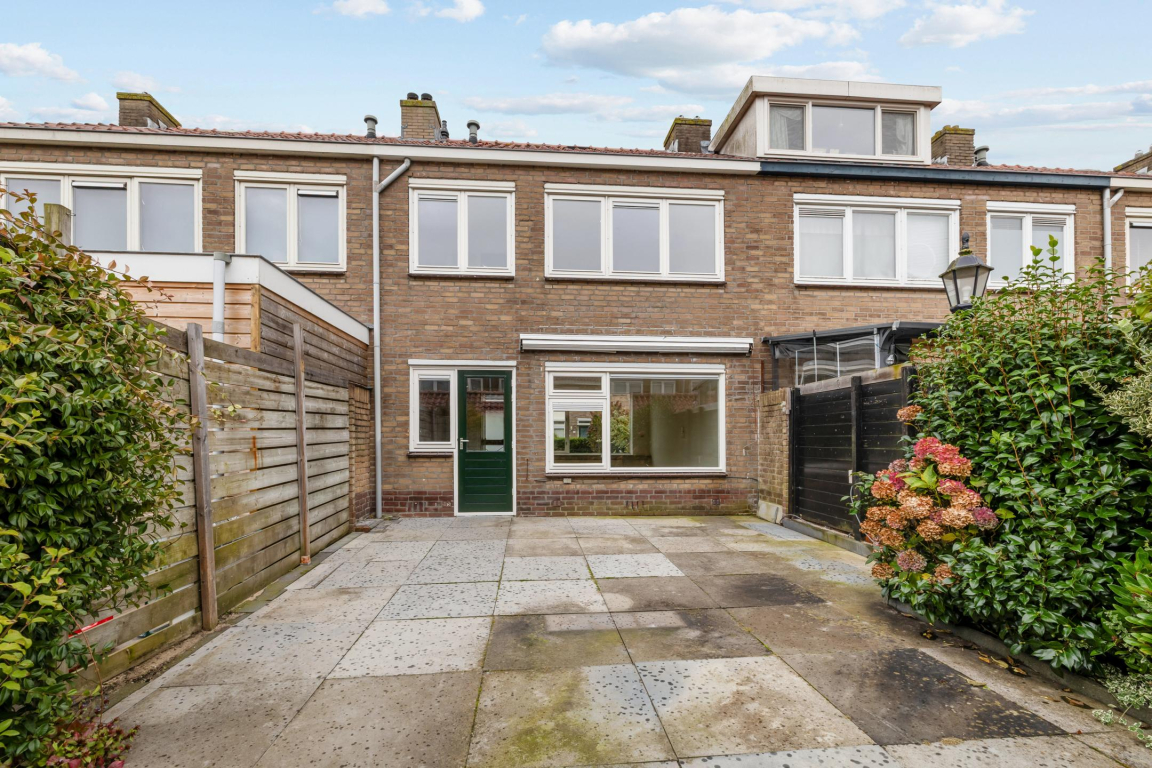 Foto 23 van Van Nijenrodestraat 33 in Hilversum