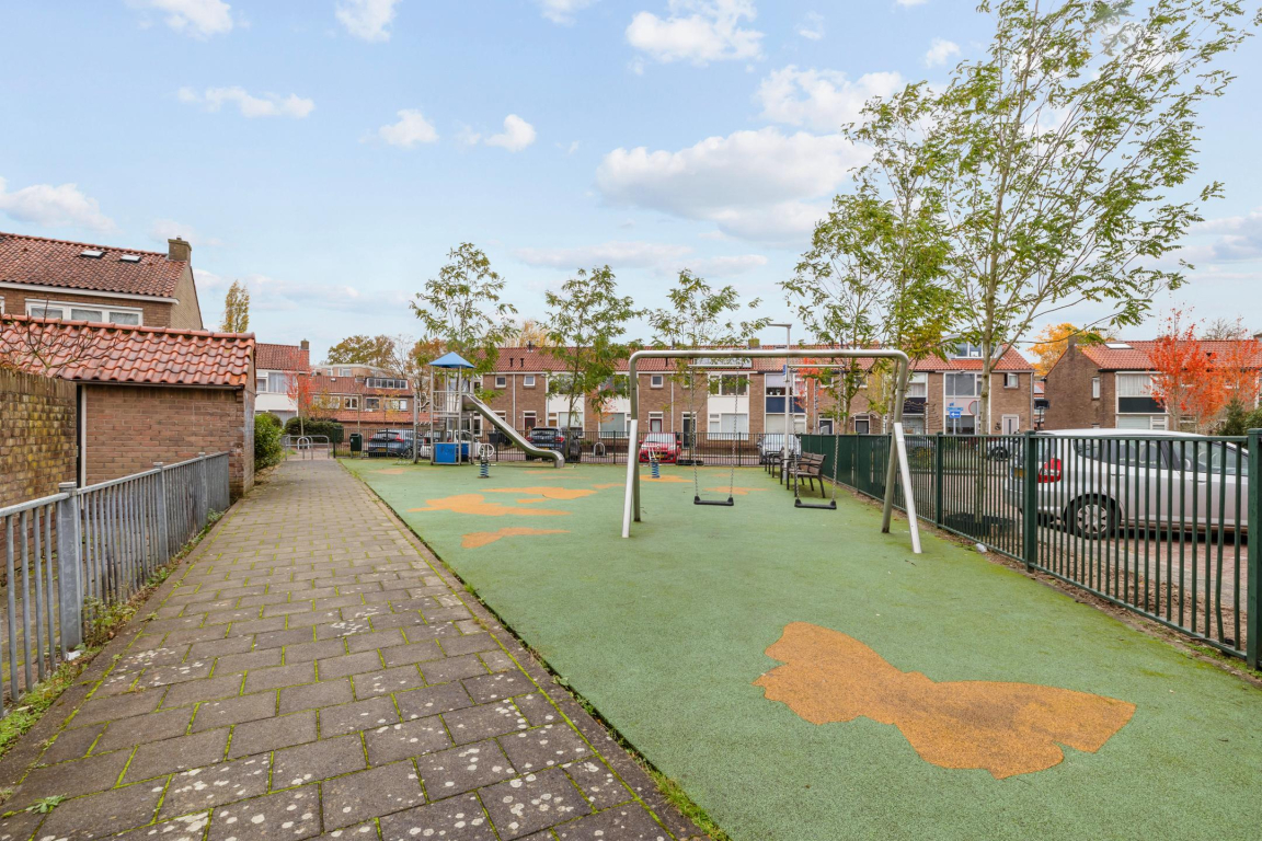 Foto 26 van Van Nijenrodestraat 33 in Hilversum