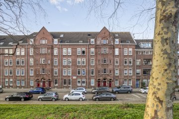 Mathenesserdijk 34-B in Rotterdam