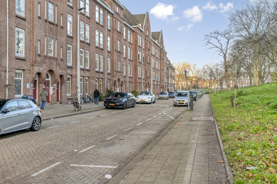 Foto 22 van Mathenesserdijk 34-B in Rotterdam