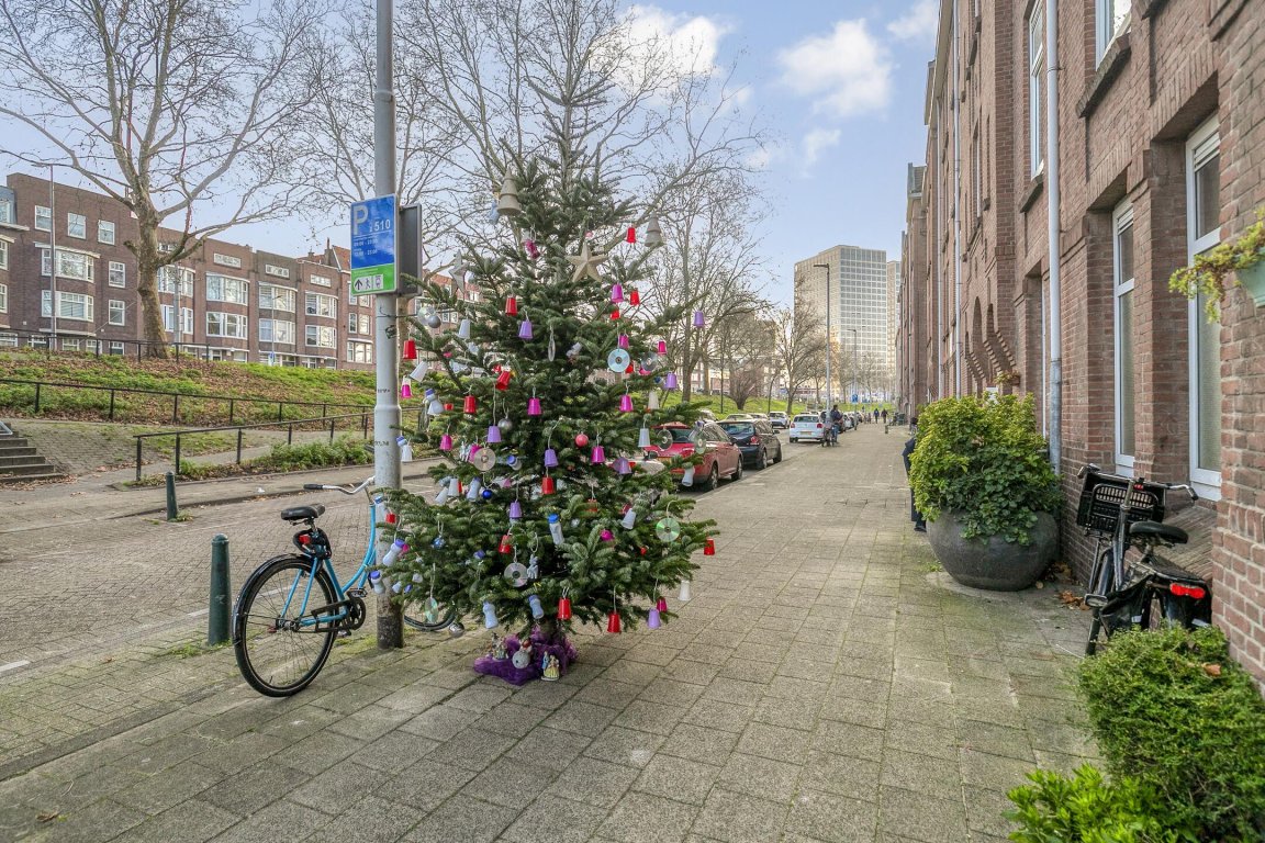 Foto 23 van Mathenesserdijk 34-B in Rotterdam