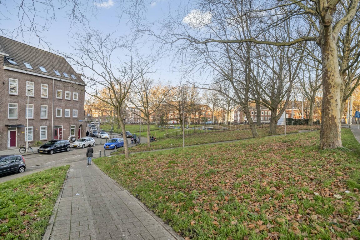 Foto 25 van Mathenesserdijk 34-B in Rotterdam