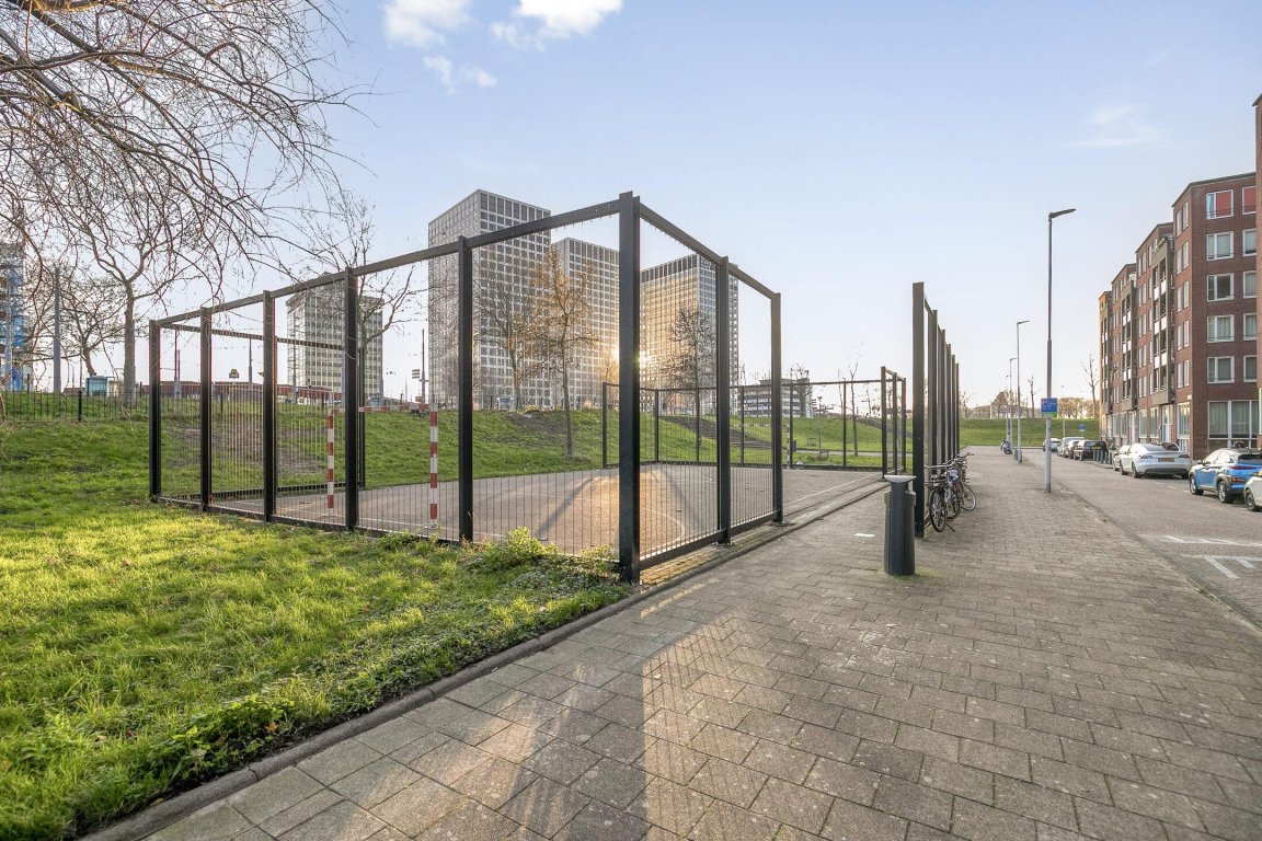 Foto 26 van Mathenesserdijk 34-B in Rotterdam