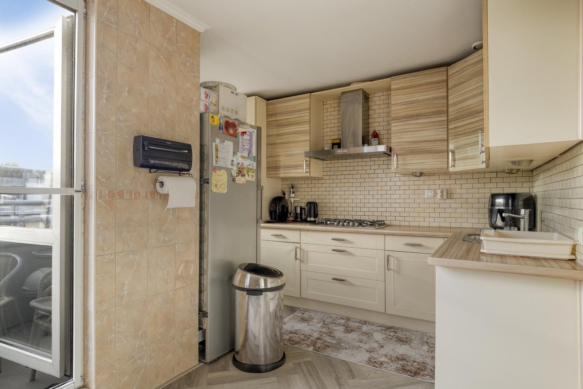 Foto 4 van Mathenesserstraat 47-E in Rotterdam