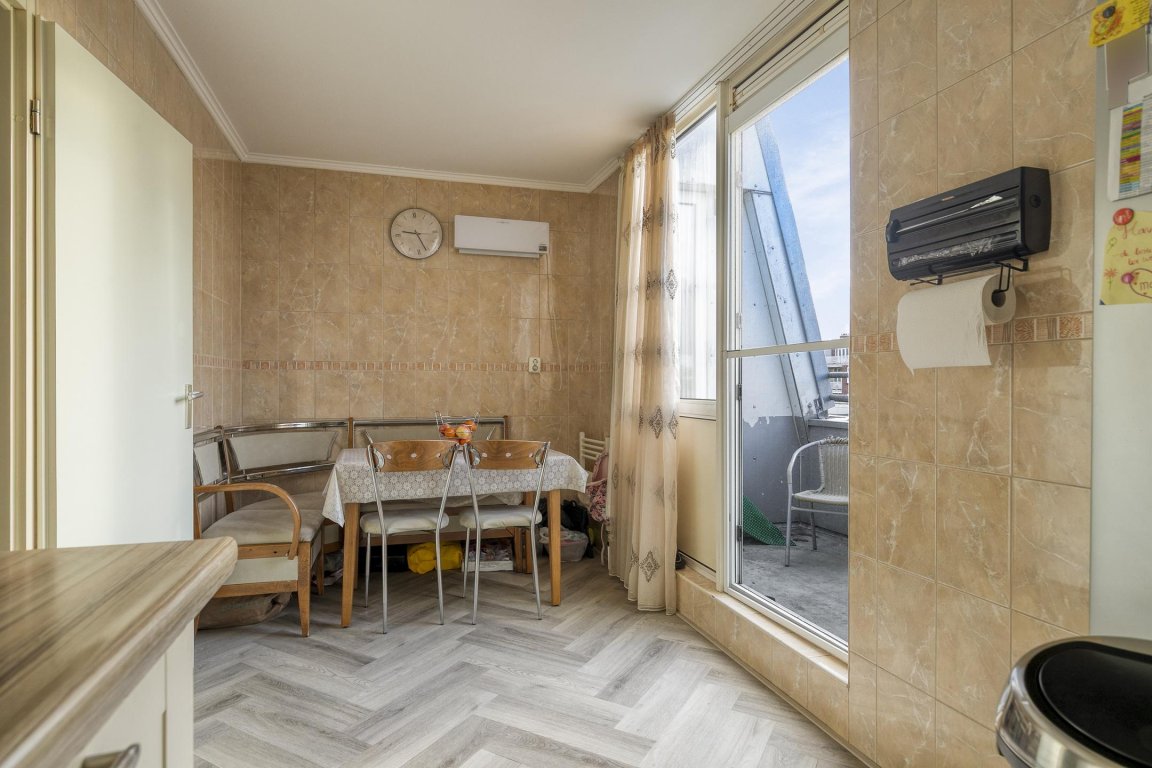 Foto 5 van Mathenesserstraat 47-E in Rotterdam