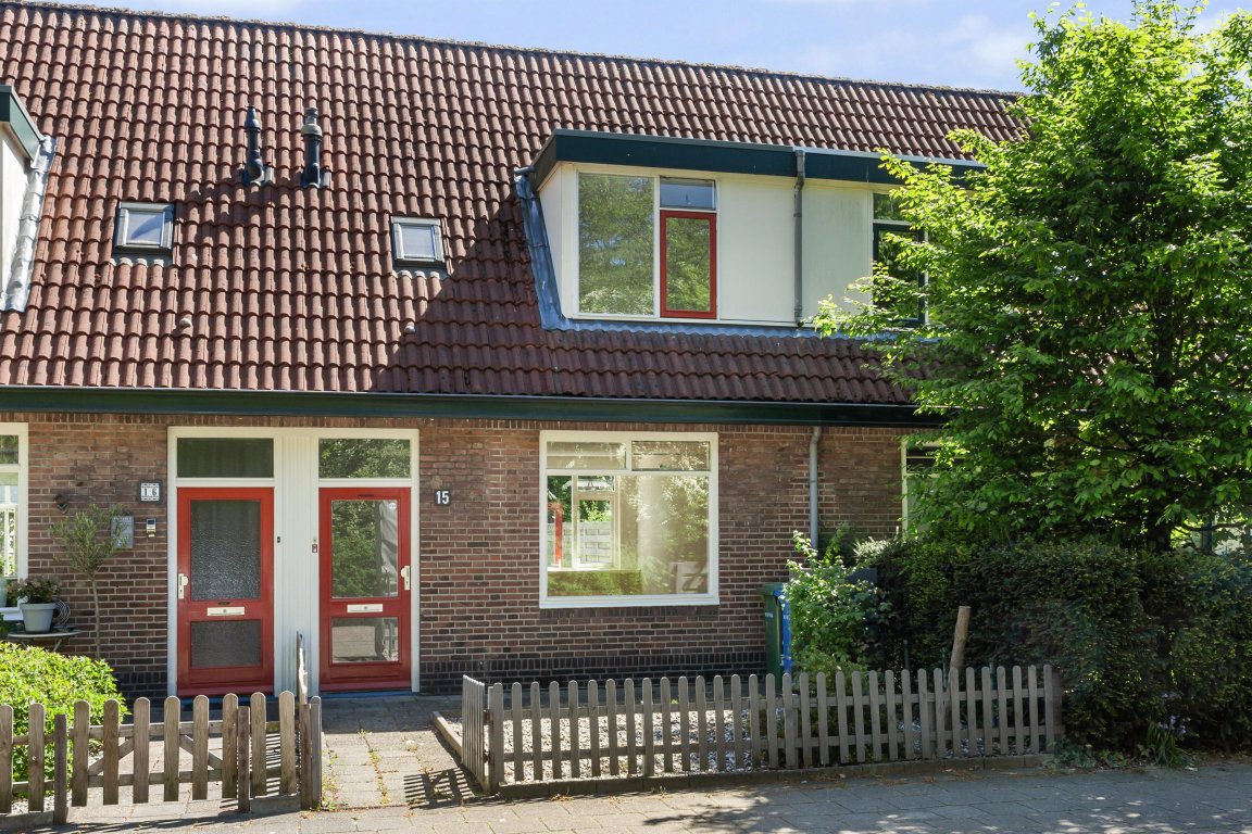 Foto 1 van Sint Willibrordusstraat 15 in Amersfoort