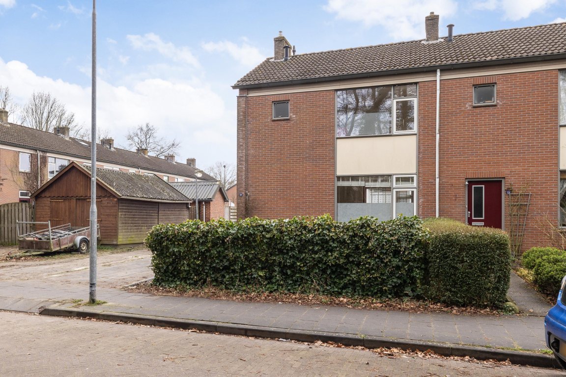 Foto 1 van Adelaarsweg 24 in Assen