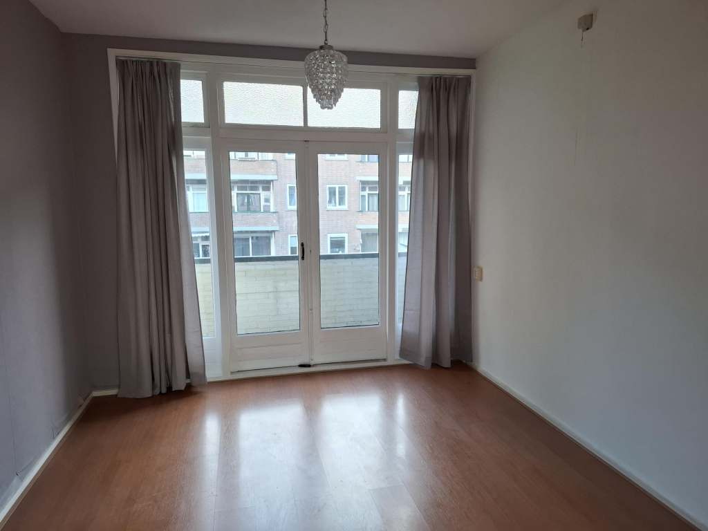 Foto 3 van Dorpsweg 145-B in Rotterdam