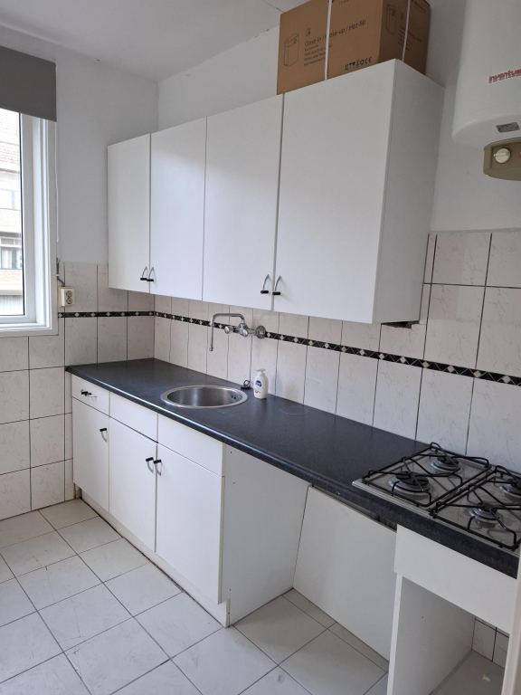 Foto 2 van Dorpsweg 145-B in Rotterdam