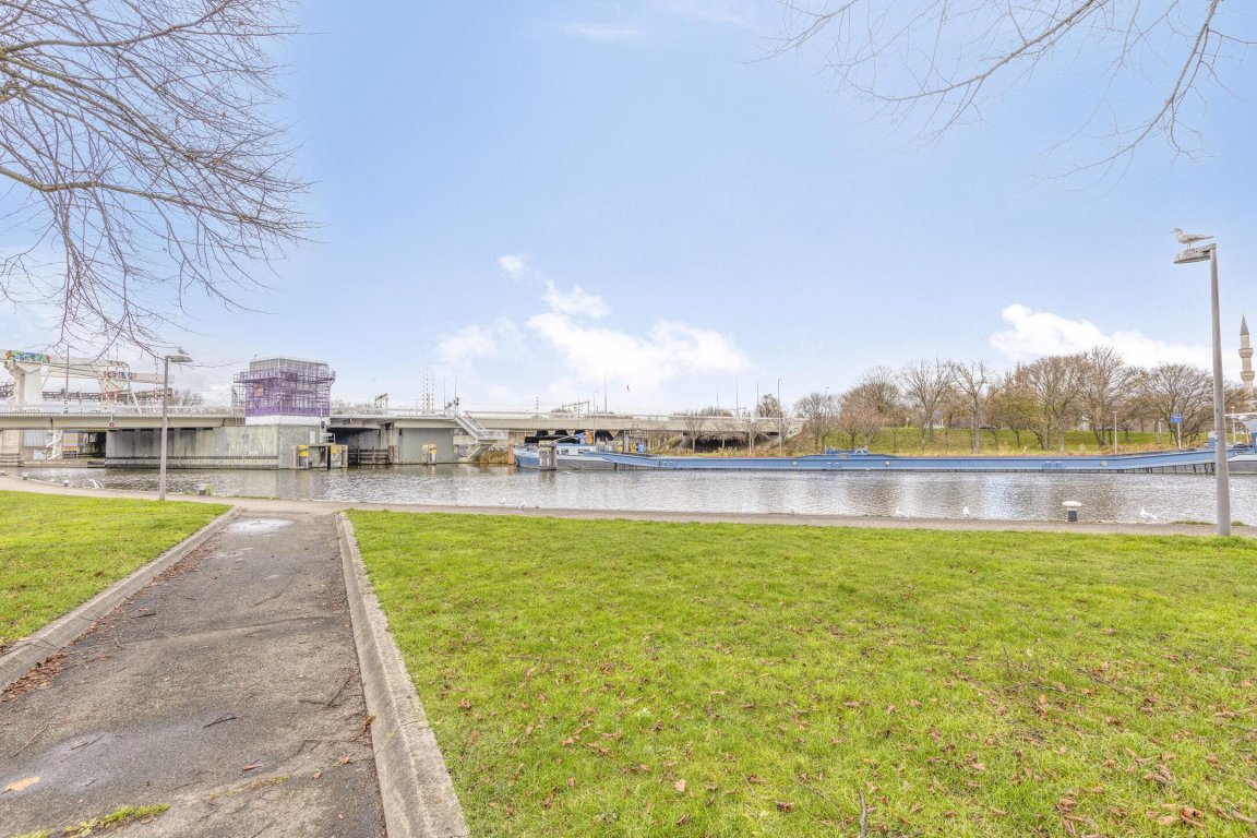 Foto 29 van Toussaintstraat 8 in Rotterdam