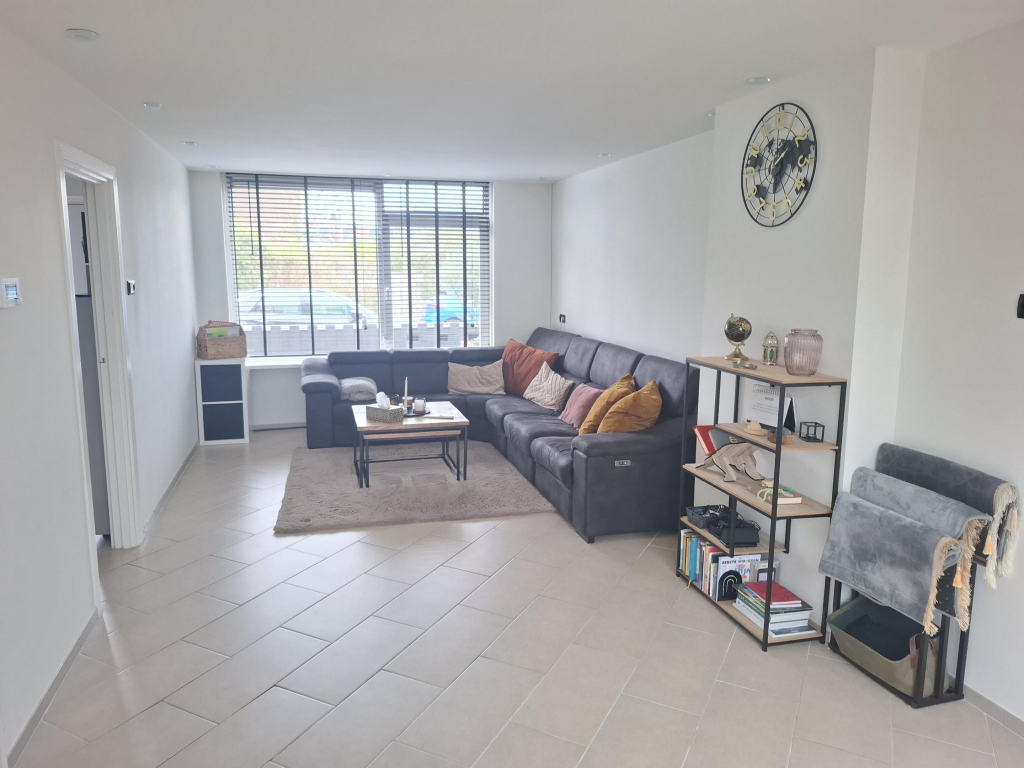 Foto 2 van Tonnekreek 92 in Rotterdam