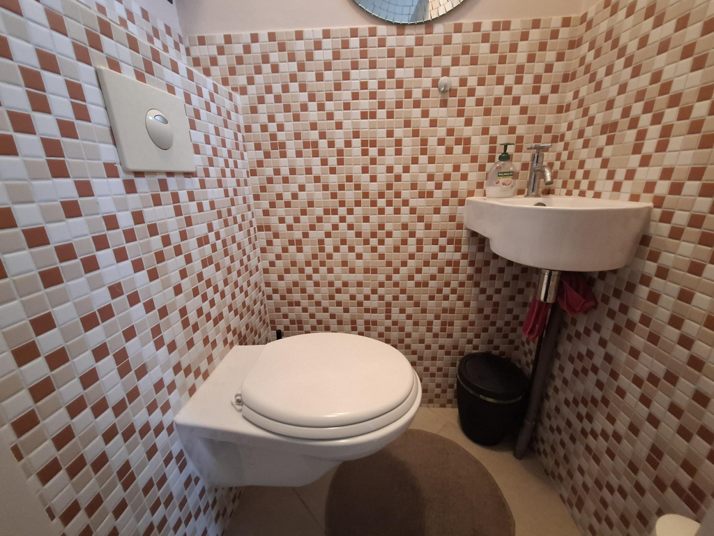 Foto 1 van Tonnekreek 92 in Rotterdam