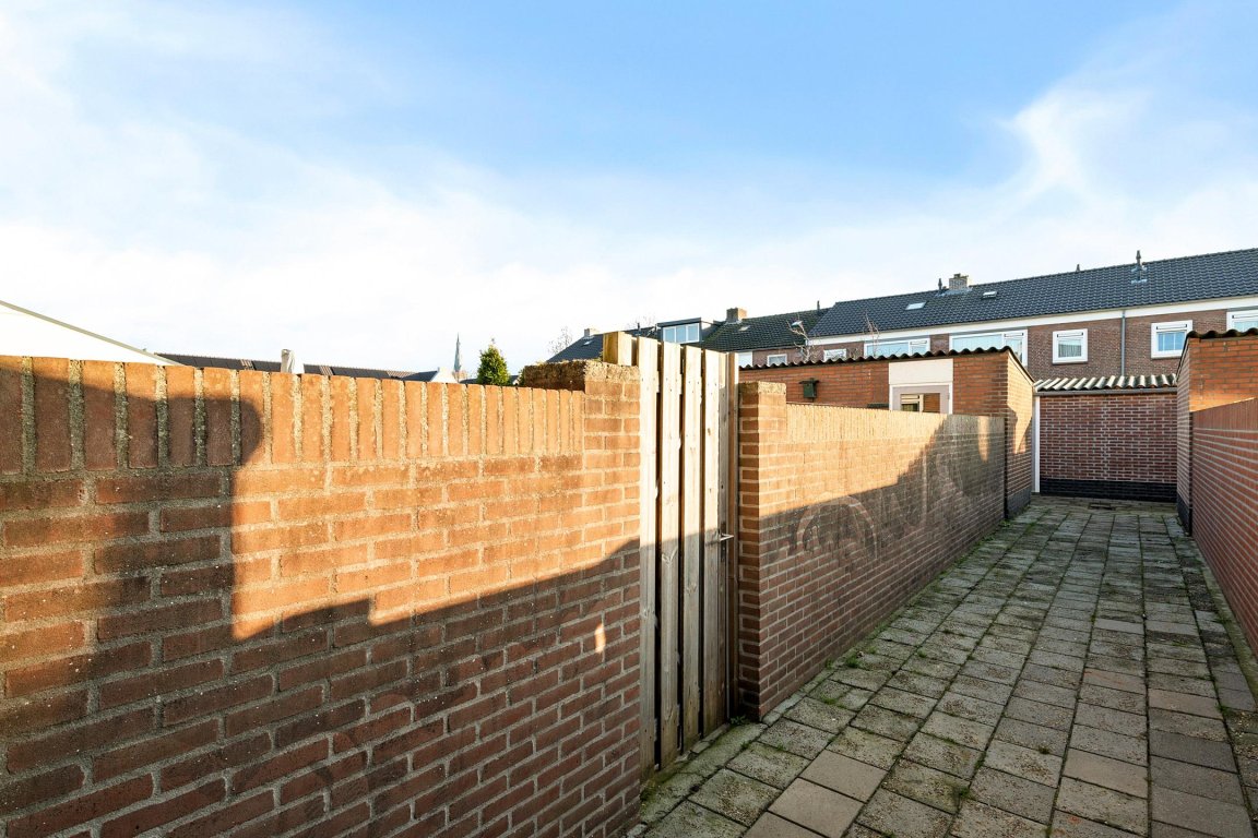 Foto 23 van Heistraat 27 in Rijen