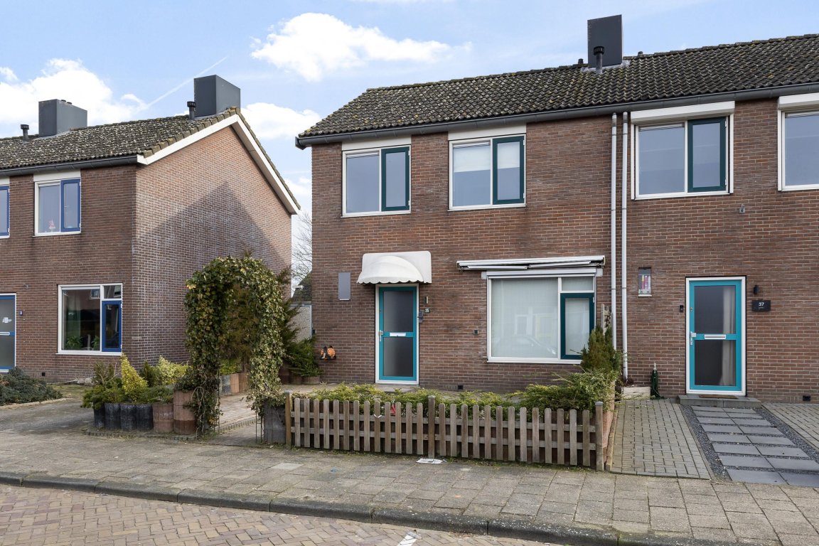 Foto 1 van van Leeuwenstraat 35 in Elim