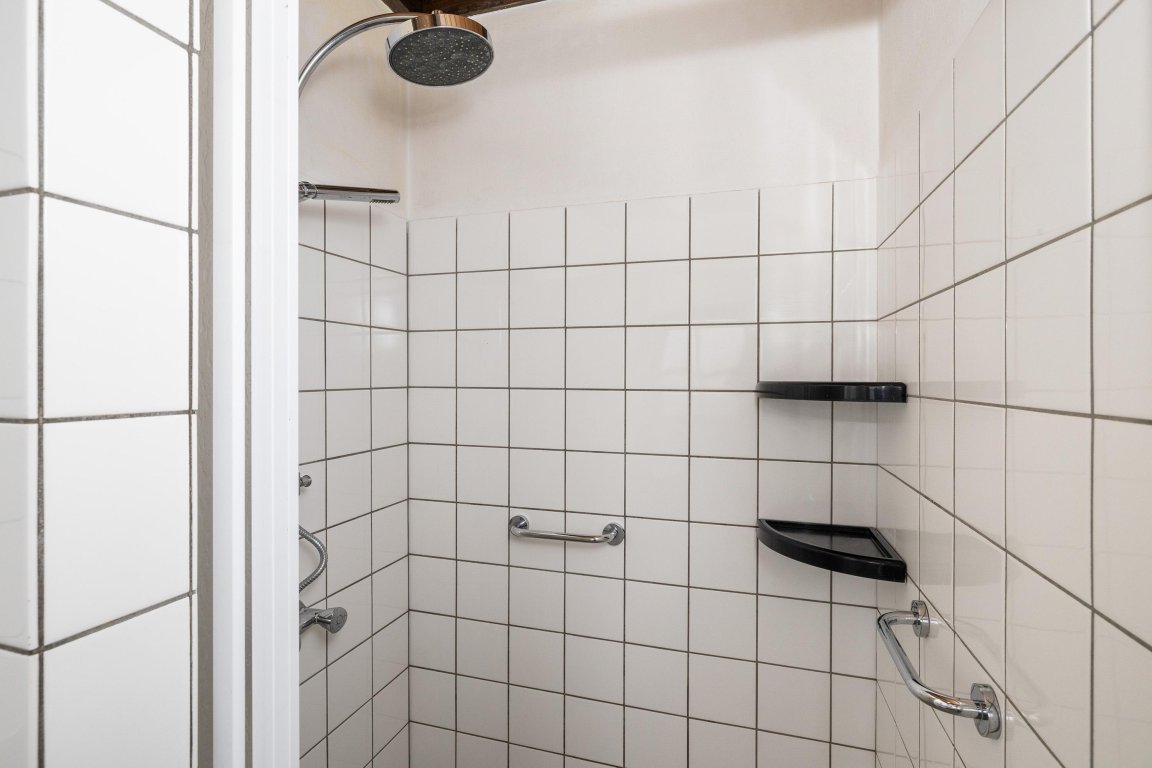 Foto 6 van Hagenbroekweg 32 in Ossenzijl