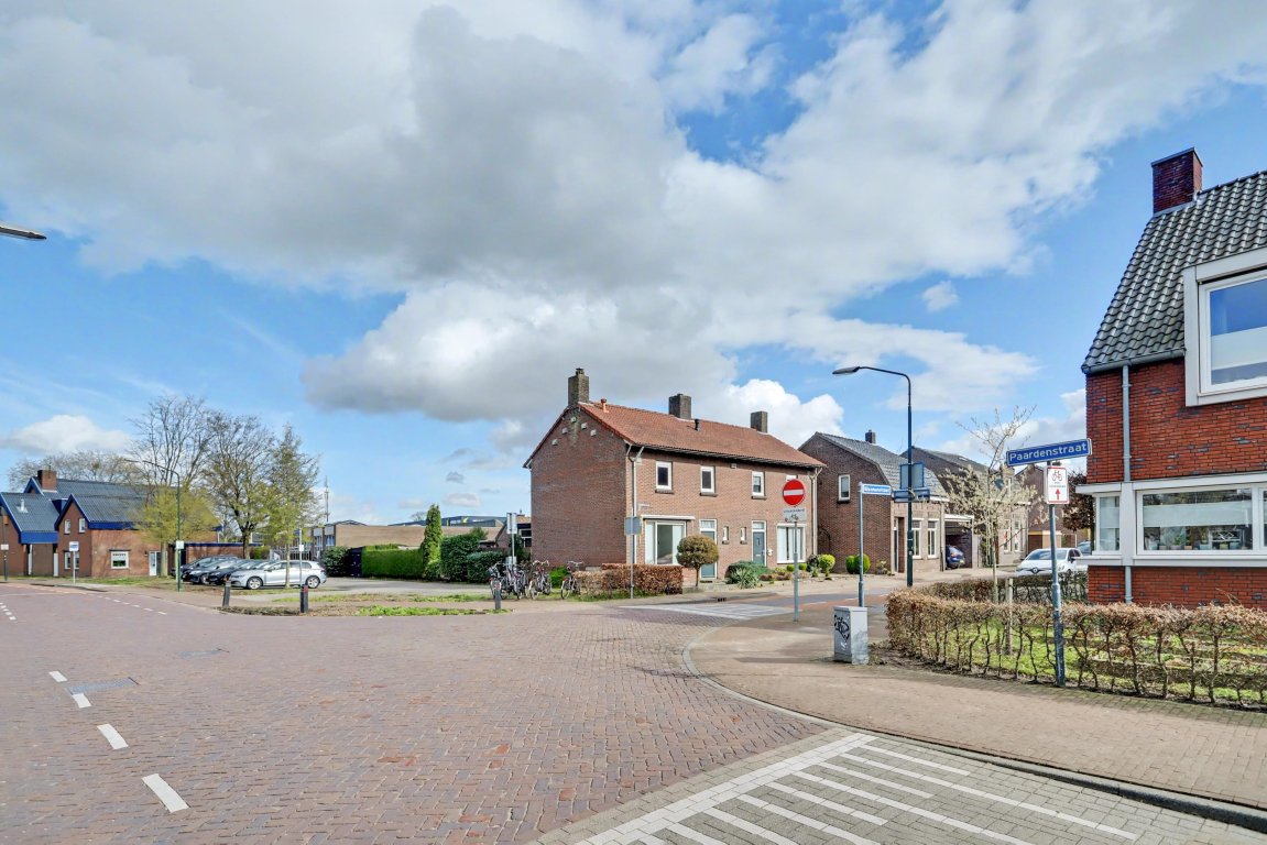 Foto 26 van Bloemenstraat 42 in Hilvarenbeek
