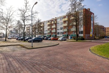 Reviusstraat 14 in Hoogezand