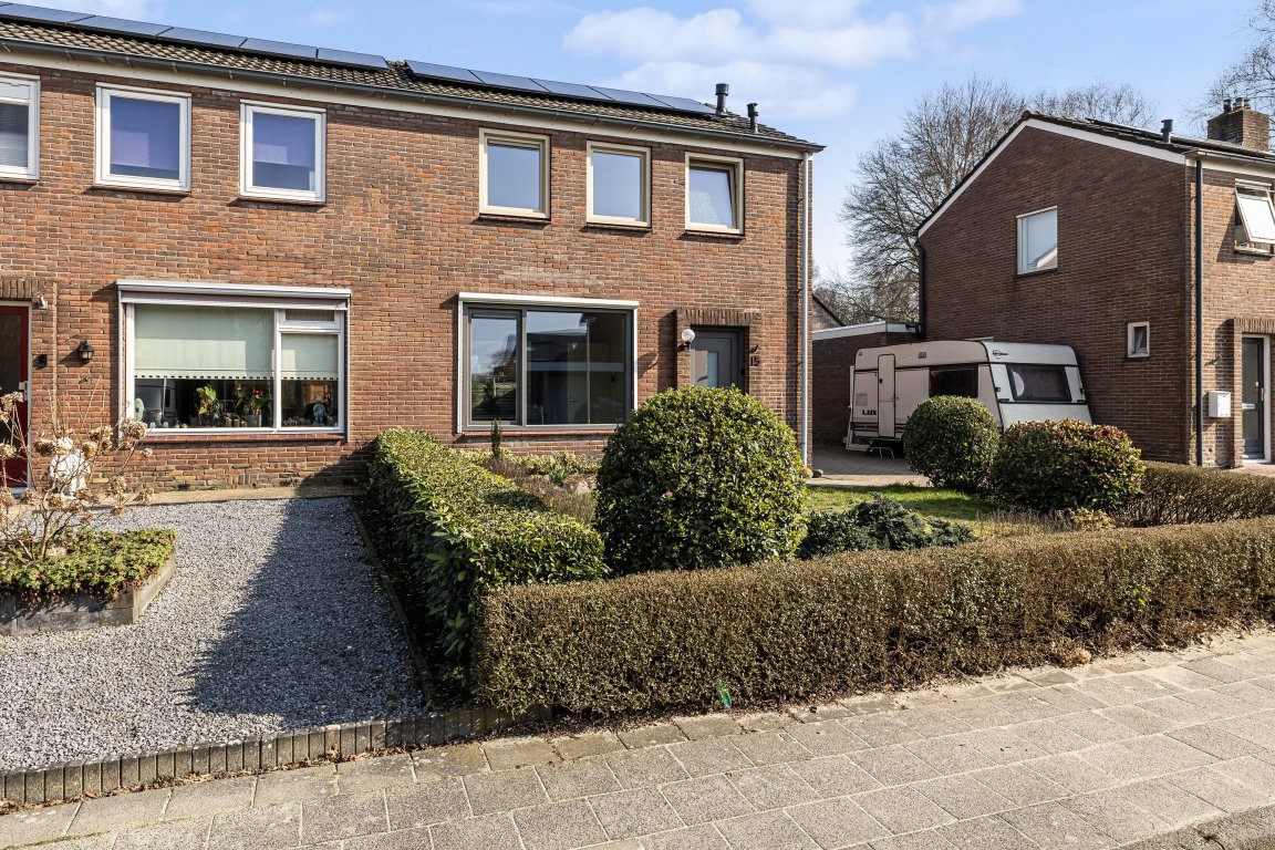 Foto 2 van Burg. Weimalaan 15 in Nijeveen