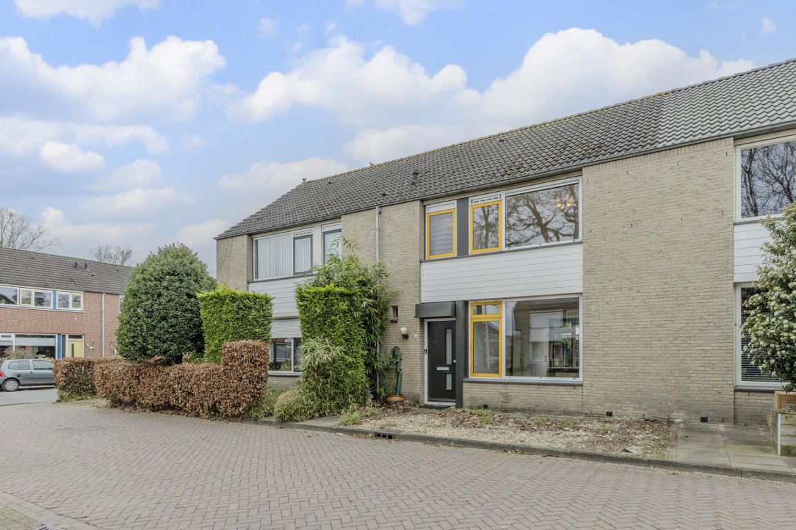 Foto 1 van van Bleiswijkhof 3 in Rijen