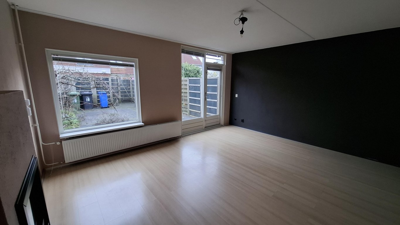 Foto 2 van Jan Hoedemakerpad 10 in Hoogvliet Rotterdam