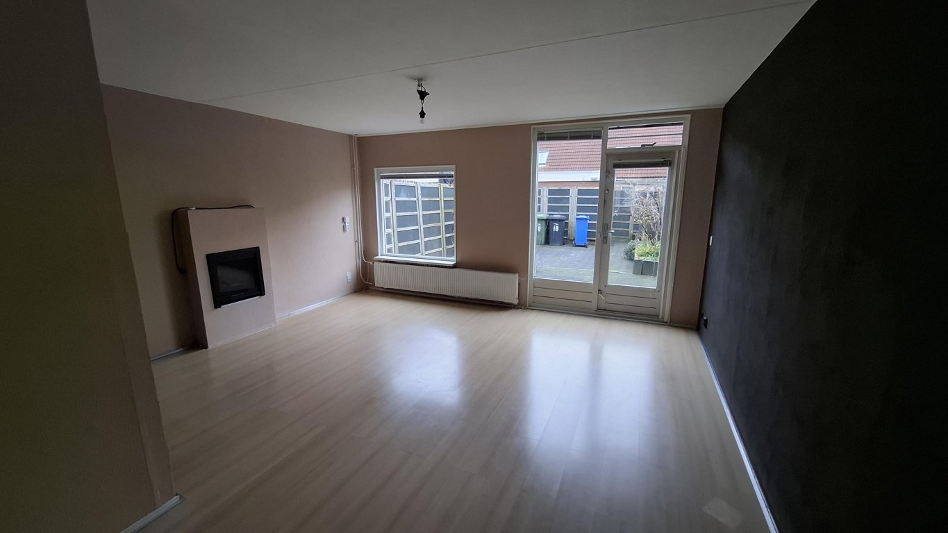 Foto 1 van Jan Hoedemakerpad 10 in Hoogvliet Rotterdam